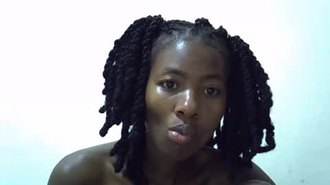 Princess online show from April 16, 2026, 11:44 am