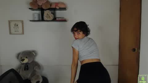 An online show from October 14, 2025, 6:52 pm