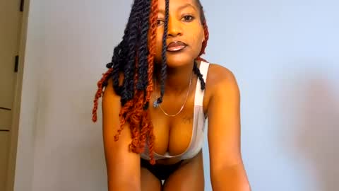 Snapshot of princess_astrah chatting on July 13, 2026, 2:47 am ASTRAH online show from July 13, 2026, 2:47 am