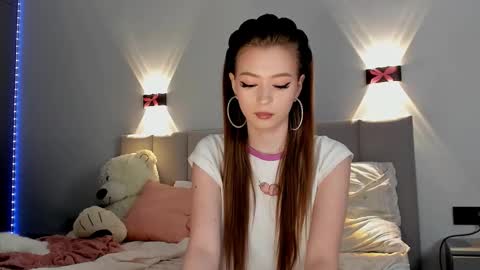 Princess Diana online show from December 17, 2024, 10:00 pm