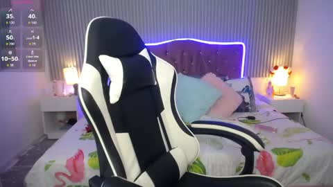 Snapshot of princess_skinny18 chatting on June 3, 2026, 6:13 pm princess_skinny18 online show from June 3, 2026, 6:13 pm