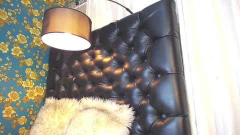 Snapshot of princess_trans chatting on December 15, 2024, 10:50 am Maria  Im looking for a local and socal fucking guy online show from December 15, 2024, 10:50 am