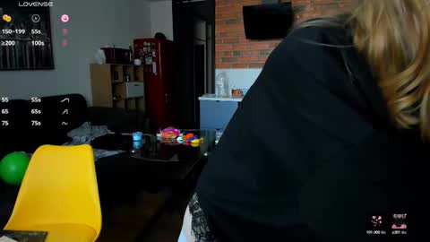 princessaalicc online show from February 7, 2025, 9:26 am