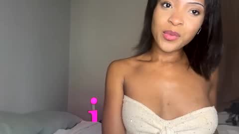 Snapshot of princessaleah chatting on December 1, 2024, 5:35 pm Princess Aleah online show from December 1, 2024, 5:35 pm