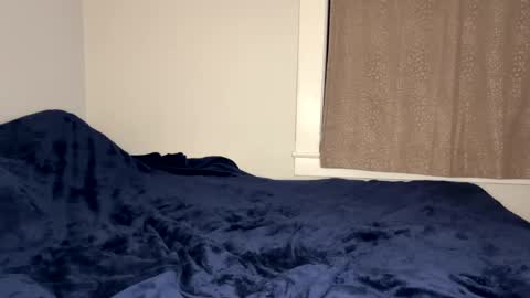 Snapshot of princessaleah chatting on February 5, 2025, 12:10 am Princess Aleah online show from February 5, 2025, 12:10 am