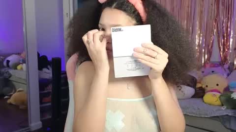 Amber online show from December 15, 2025, 6:56 pm