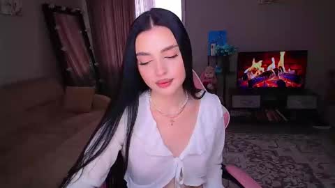 Snapshot of princessamira1 chatting on May 7, 2026, 7:47 am princessamira1 online show from May 7, 2026, 7:47 am