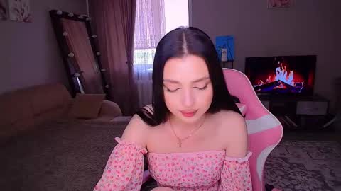 Snapshot of princessamira1 chatting on June 5, 2026, 8:42 am princessamira1 online show from June 5, 2026, 8:42 am