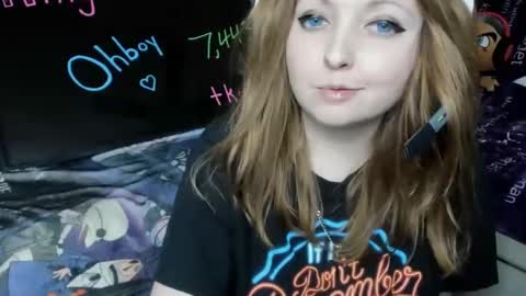 Bluu online show from September 11, 2025, 8:09 pm