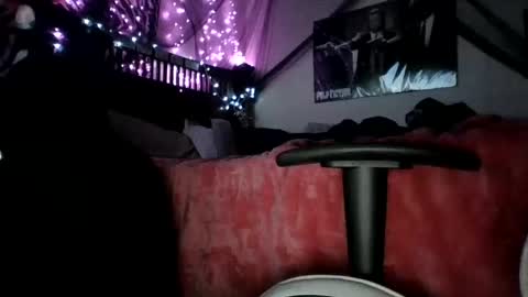 Snapshot of princesshollylove chatting on October 10, 2025, 6:12 am Holly love online show from October 10, 2025, 6:12 am