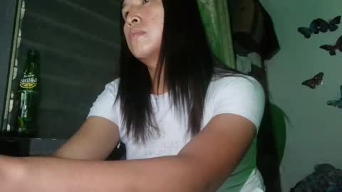 Snapshot of princesskaylie_delicious chatting on May 30, 2026, 5:21 pm Sofia Madrigal Solis online show from May 30, 2026, 5:21 pm