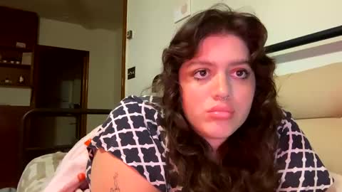 princessviccxo online show from February 3, 2025, 6:45 am