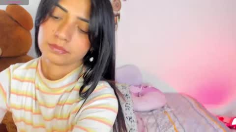 princessluna_14 online show from September 13, 2025, 9:14 pm