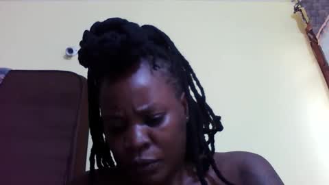 Snapshot of princessmiles2 chatting on April 23, 2026, 2:52 pm phelly online show from April 23, 2026, 2:52 pm