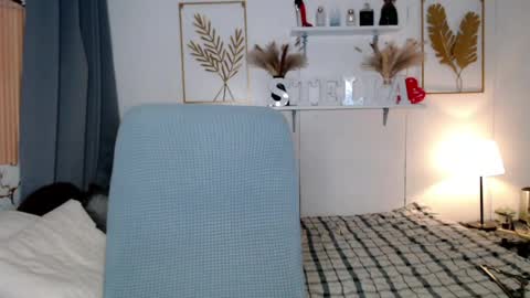 Snapshot of princessrynn chatting on June 18, 2026, 12:31 pm princessrynn online show from June 18, 2026, 12:31 pm