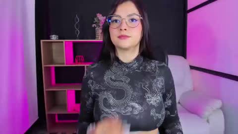 Snapshot of princesstiff_ chatting on October 26, 2025, 8:37 pm    online show from October 26, 2025, 8:37 pm