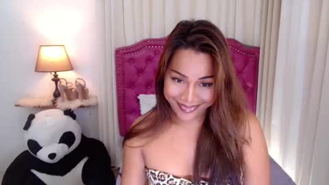 princessyanzy1 online show from October 22, 2025, 11:59 pm