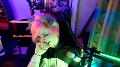 Princeton Minxxx 333 online show from February 7, 2025, 6:14 am