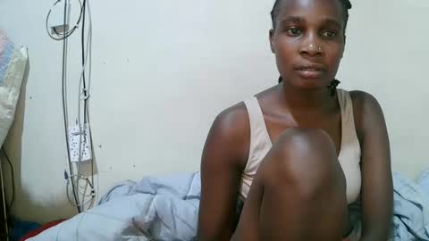 pritty_amber online show from April 15, 2026, 8:53 pm