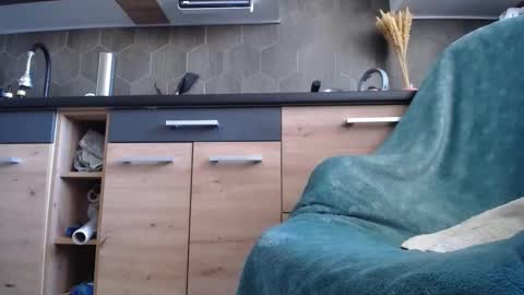 Snapshot of private_space chatting on October 20, 2025, 8:04 am Space online show from October 20, 2025, 8:04 am