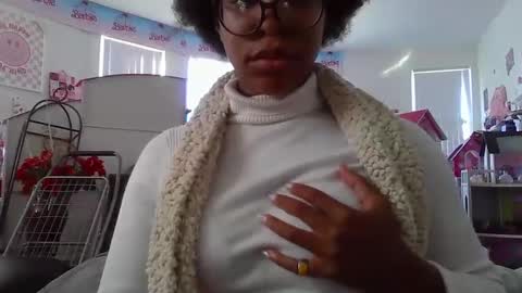 Snapshot of productivepussy chatting on October 31, 2025, 8:32 pm ProductivePorn online show from October 31, 2025, 8:32 pm