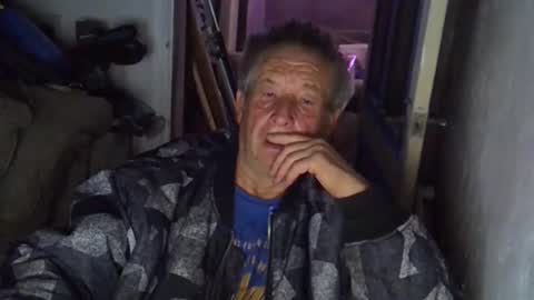 projectorepson online show from October 2, 2025, 7:43 pm