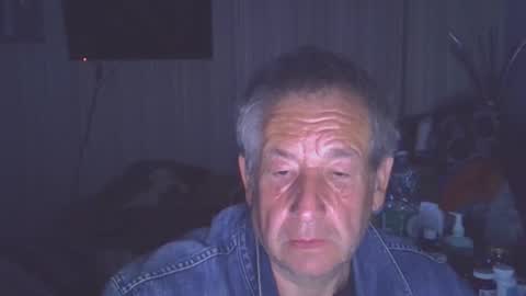 Snapshot of projectorepson chatting on April 29, 2026, 6:47 pm projectorepson online show from April 29, 2026, 6:47 pm