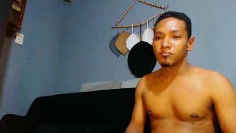 Grande y Gruesa online show from February 6, 2025, 7:45 am