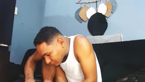 Grande y Gruesa online show from April 19, 2026, 2:11 am