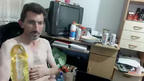 Mariusz online show from November 16, 2025, 11:43 pm