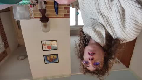 prxscillia_tx online show from February 19, 2026, 11:06 am