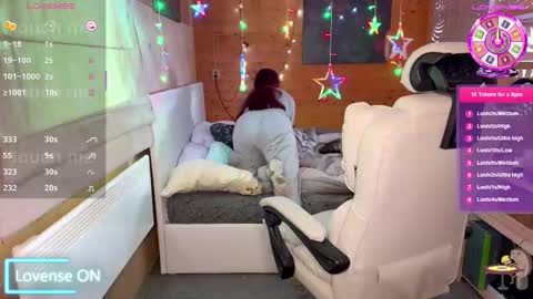 Queen of Pain online show from February 17, 2025, 9:56 am