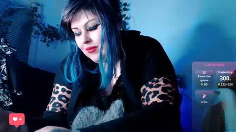 OlivePsy online show from November 26, 2025, 11:28 pm