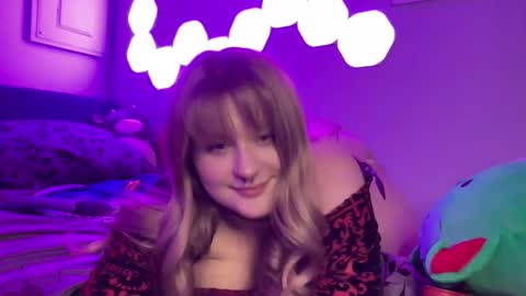 Snapshot of puckxbunnyy chatting on January 30, 2025, 7:29 am Bunny online show from January 30, 2025, 7:29 am