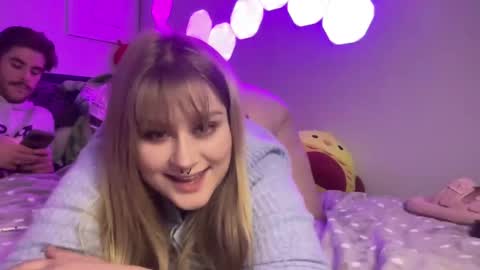 Snapshot of puckxbunnyy chatting on February 8, 2025, 4:57 am Bunny online show from February 8, 2025, 4:57 am