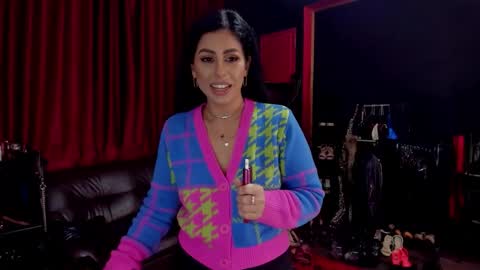 MissPuffyLove online show from December 19, 2025, 10:17 pm