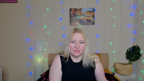 puffybun online show from March 4, 2025, 11:43 pm