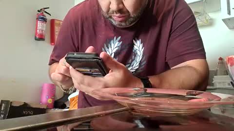 Snapshot of pulpdiction2 chatting on September 16, 2025, 7:53 am Pulp online show from September 16, 2025, 7:53 am