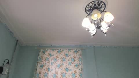 Victoria online show from April 21, 2026, 2:51 am