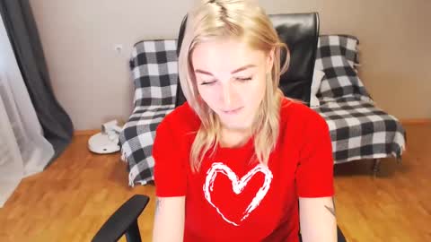 Polly online show from January 19, 2025, 8:50 am