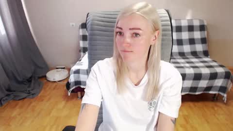 Snapshot of puma_ma chatting on March 16, 2026, 4:40 am Polly online show from March 16, 2026, 4:40 am