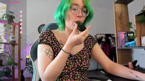 Snapshot of pumbazaebumba chatting on March 5, 2025, 10:11 am Alisa lack of vitamin D online show from March 5, 2025, 10:11 am