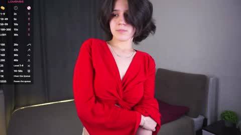 Ariana online show from April 8, 2026, 6:52 pm