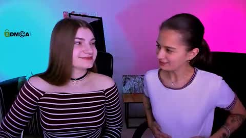 Snapshot of pure_radiance chatting on October 17, 2025, 6:05 am Ask me3 online show from October 17, 2025, 6:05 am