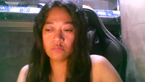 pure_sweetasian online show from October 27, 2025, 2:43 pm