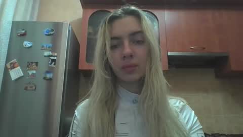 purelust_naomi online show from November 6, 2025, 6:09 pm