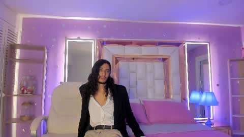 Experienced guys  online show from June 25, 2026, 7:40 pm