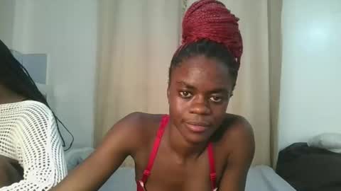 purple_honey1 online show from April 1, 2026, 1:06 am