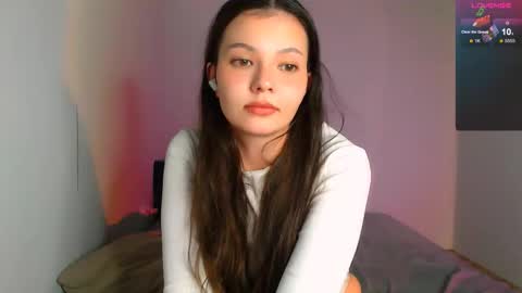Carolyn online show from October 18, 2025, 12:50 pm