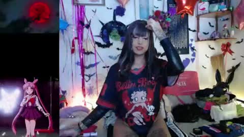 purplekattlyn online show from June 15, 2026, 4:25 am